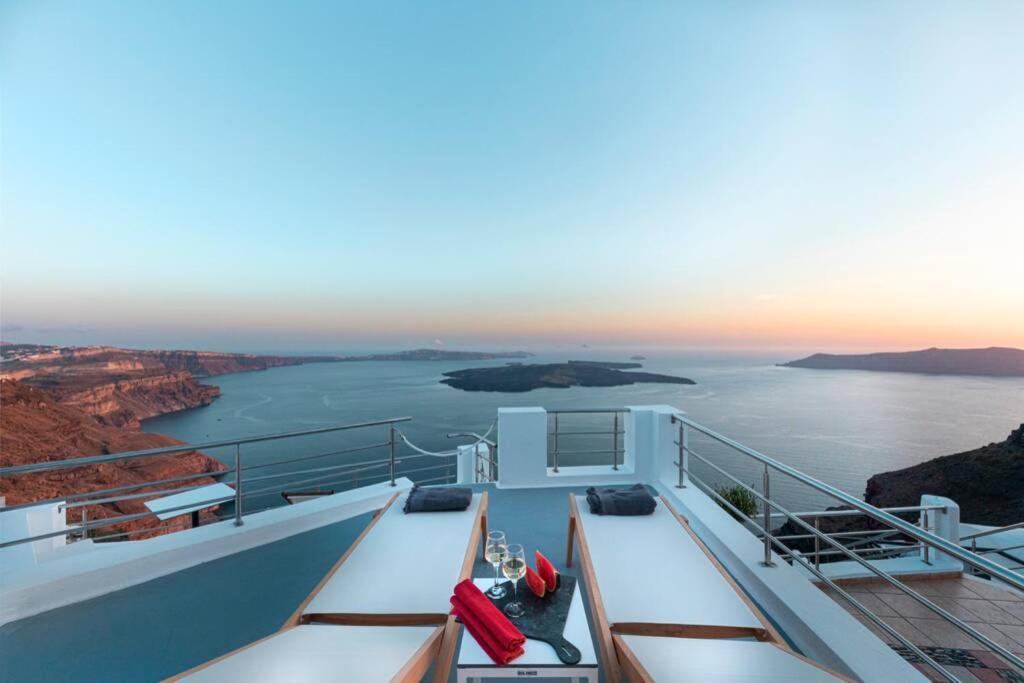 Calderas Hug & Panoramic Sea View - 3 Lux Suites Imerovigli  Exteriér fotografie